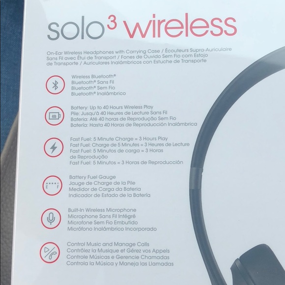 NIB Beats Solo3 Wireless Headphones - Picture 5 of 7